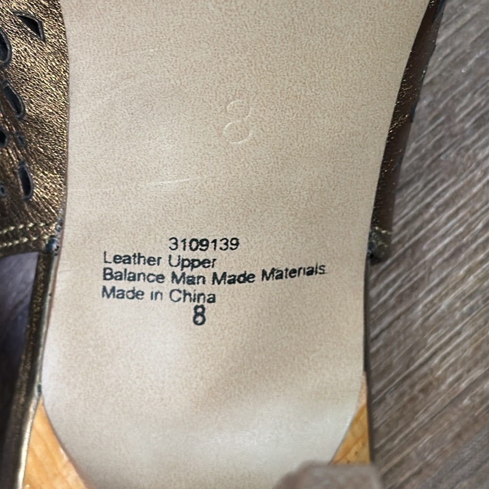 Heels - Picture 9 of 11